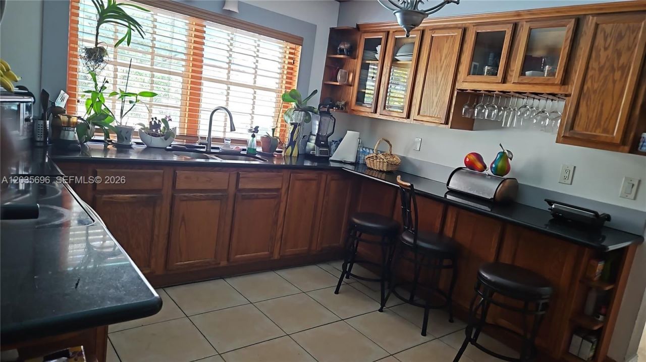 6895 Tamiami Canal Rd , Miami, FL 33126 Photo