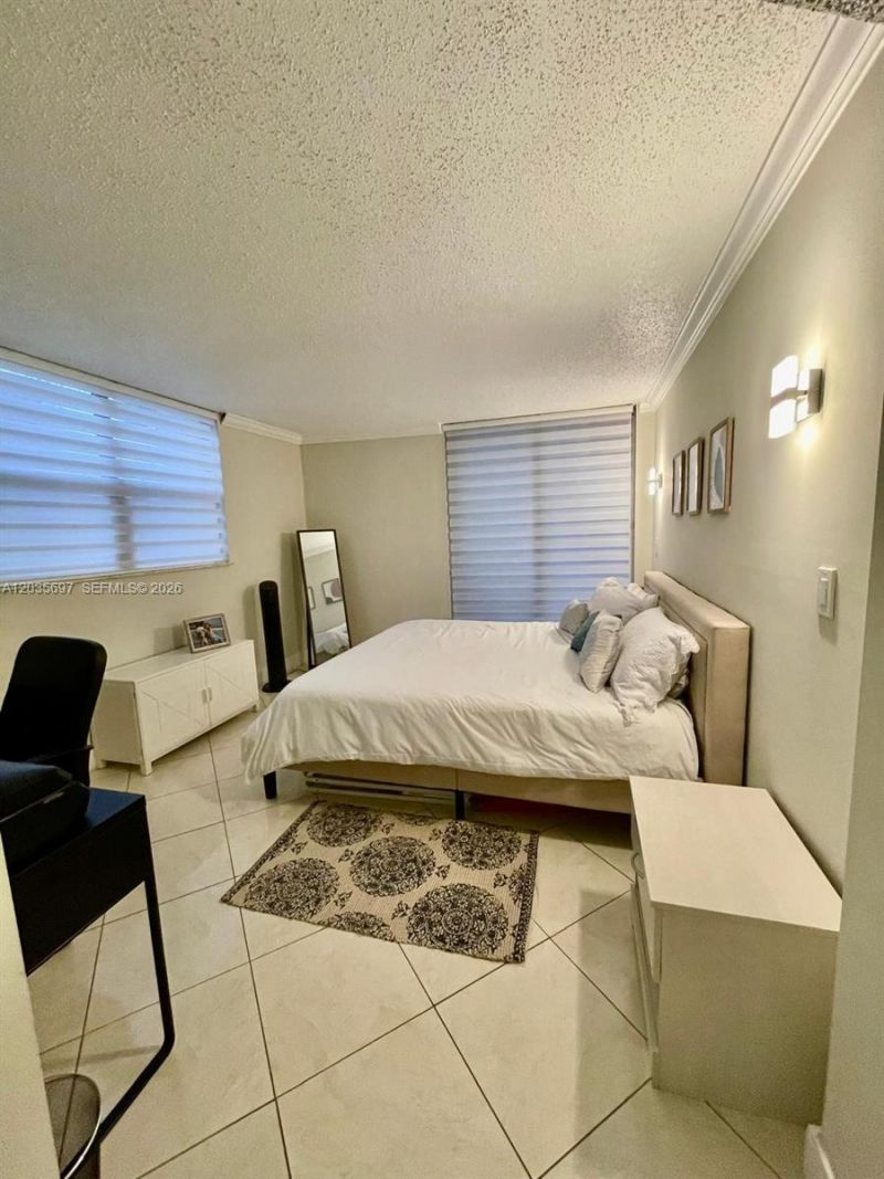 3450 Blue Lake Dr , Unit 107, Pompano Beach, FL 33064 Photo