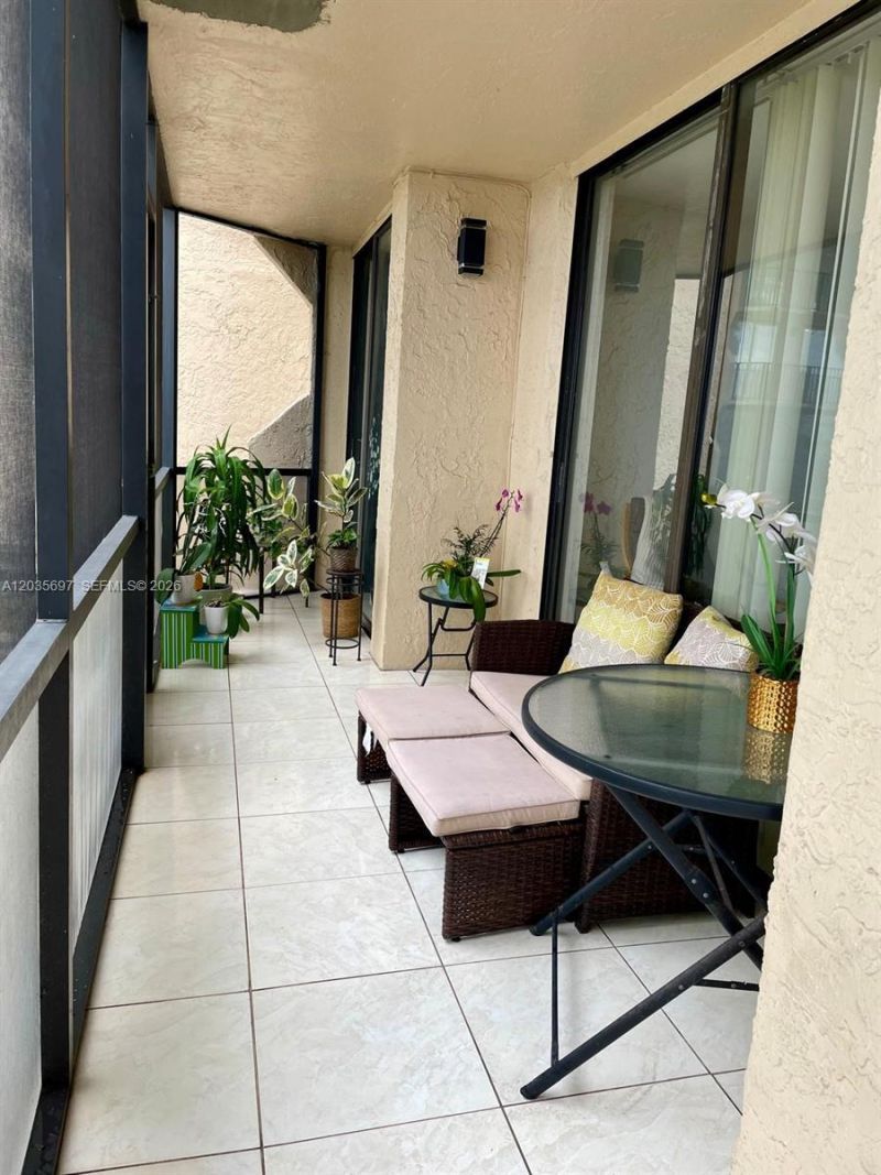 3450 Blue Lake Dr , Unit 107, Pompano Beach, FL 33064 Photo