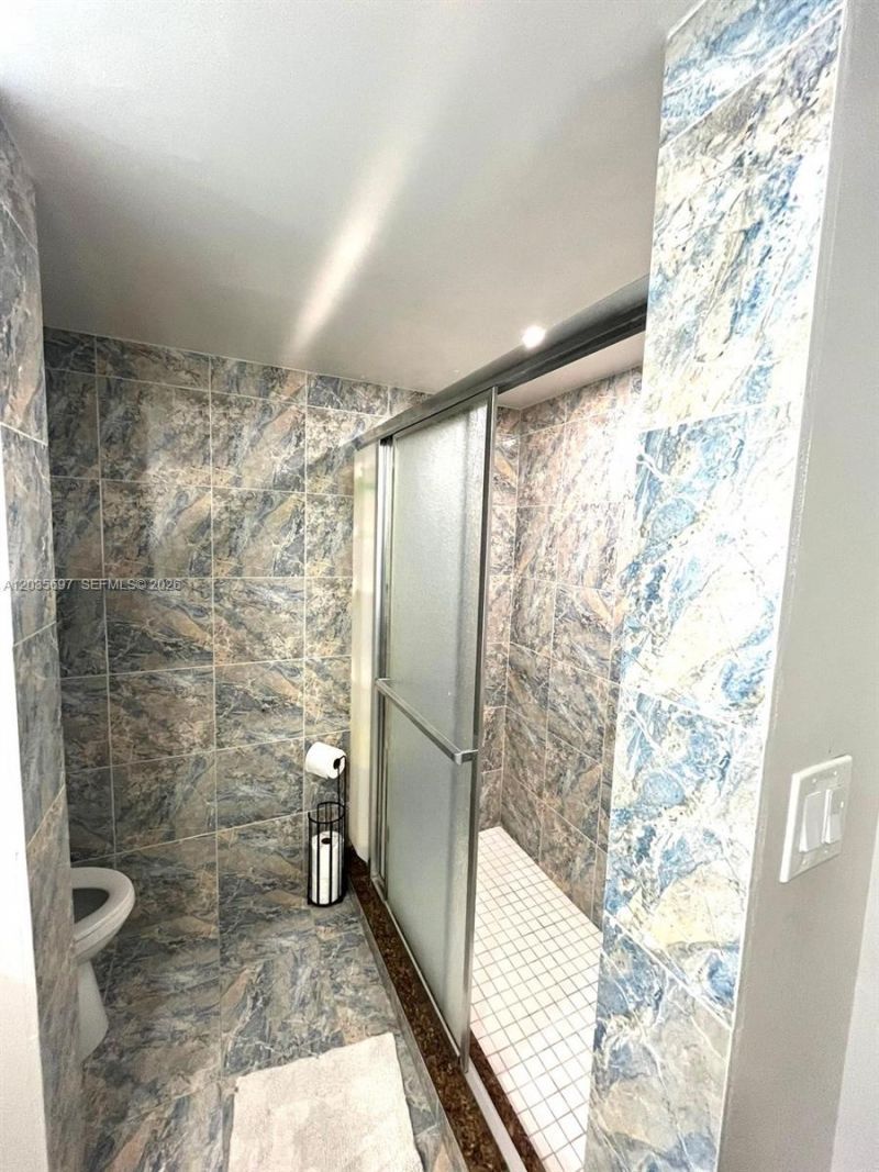 3450 Blue Lake Dr , Unit 107, Pompano Beach, FL 33064 Photo