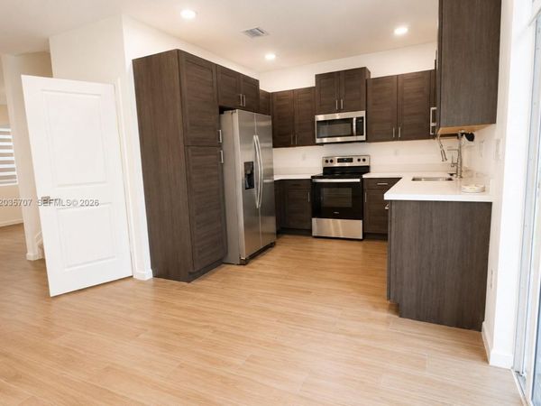 2459 SE 10th St, Unit 2459, Homestead, FL 33035