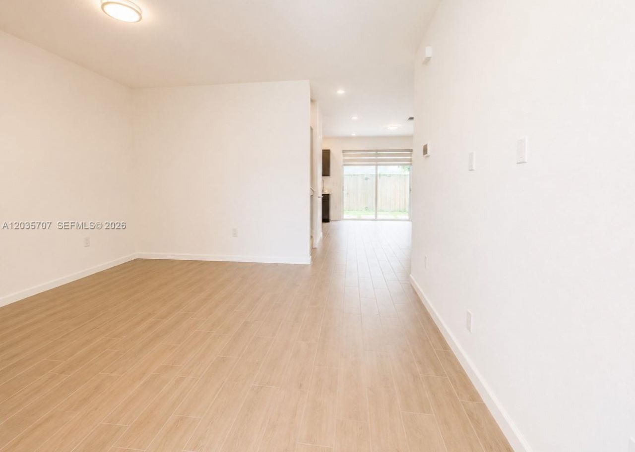 2459 SE 10th St, Unit 2459, Homestead, FL 33035 Photo