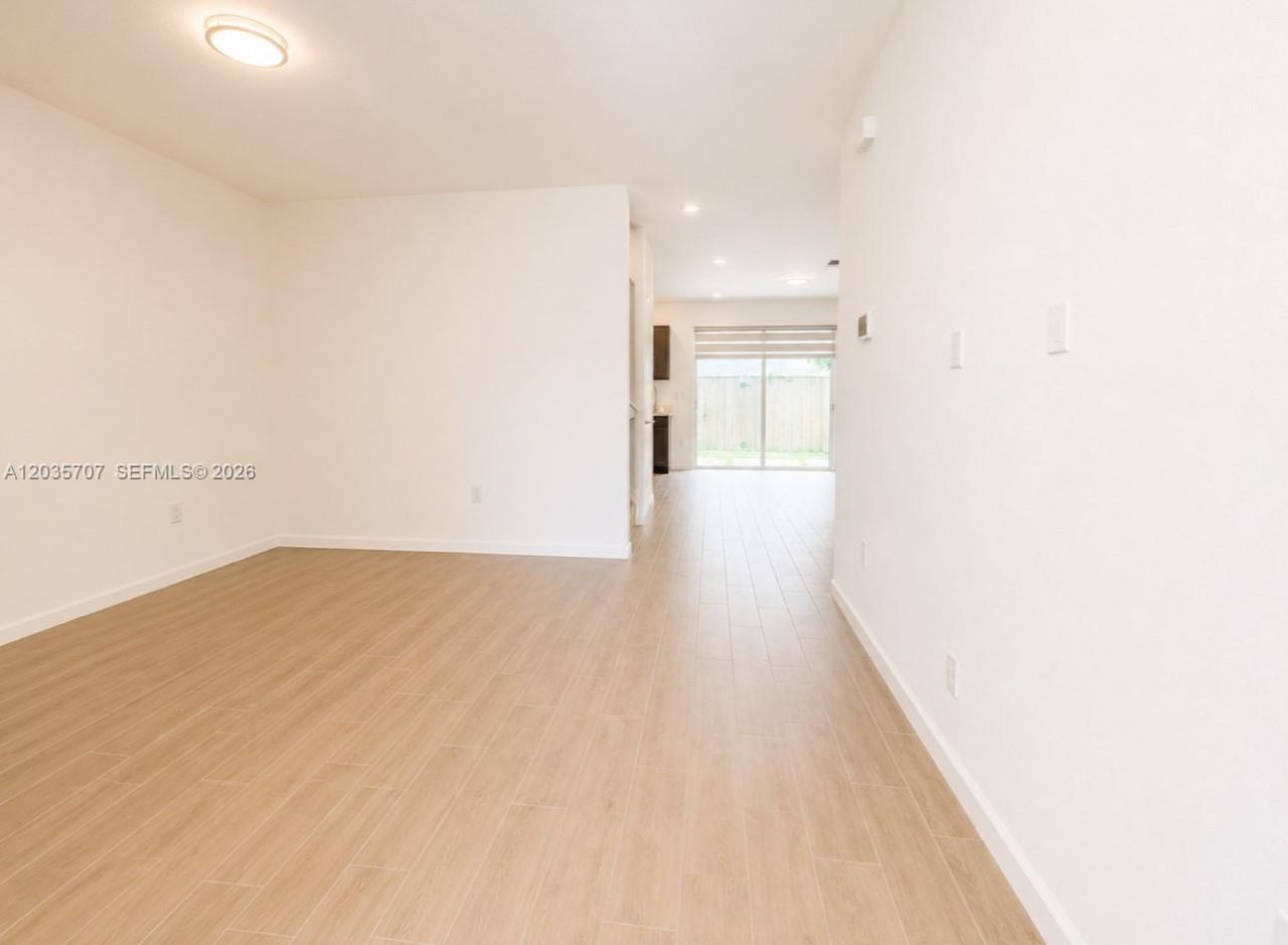 2459 SE 10th St, Unit 2459, Homestead, FL 33035 Photo