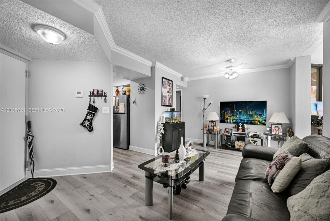 8255 SW 152nd Ave , Unit E-312, Miami, FL 33193 Photo