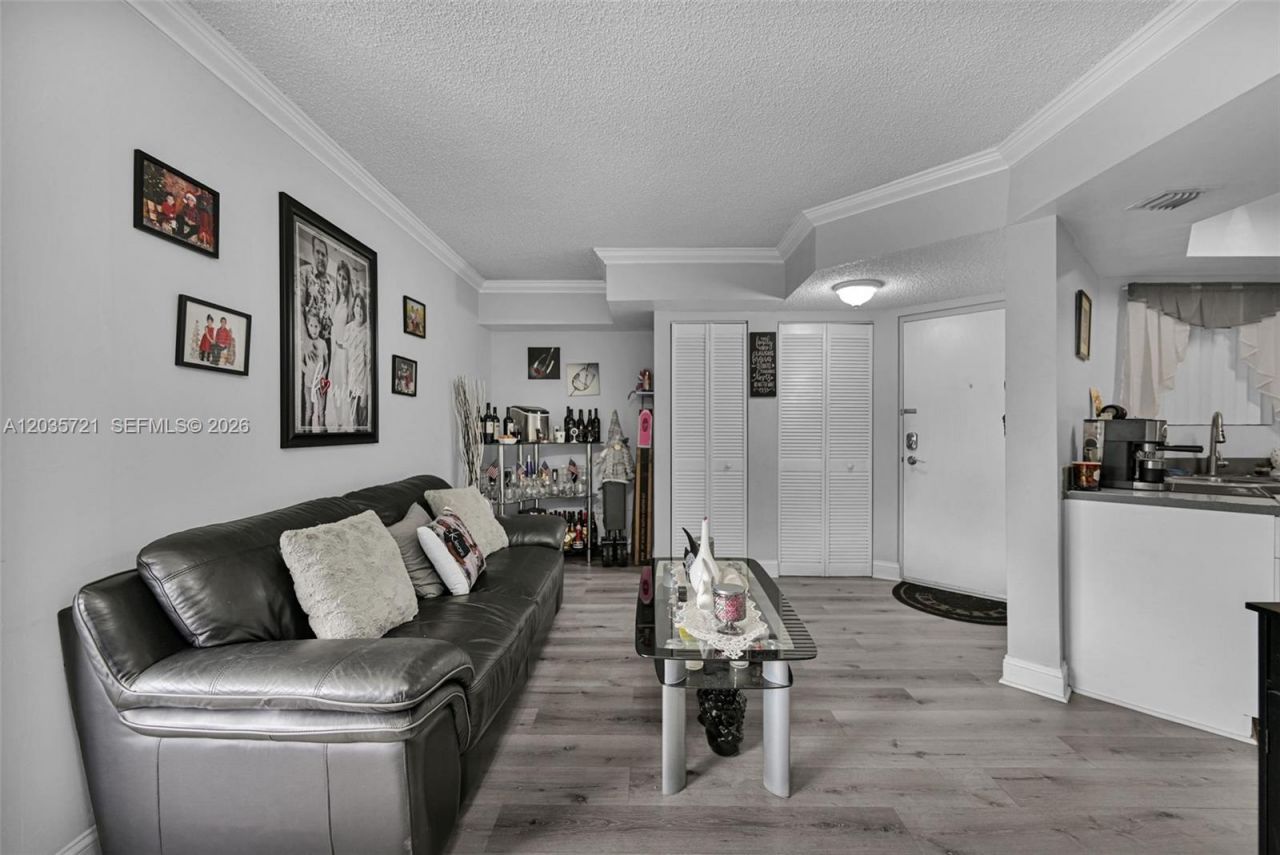 8255 SW 152nd Ave , Unit E-312, Miami, FL 33193 Photo
