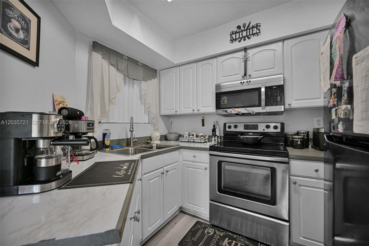 8255 SW 152nd Ave , Unit E-312, Miami, FL 33193 Photo