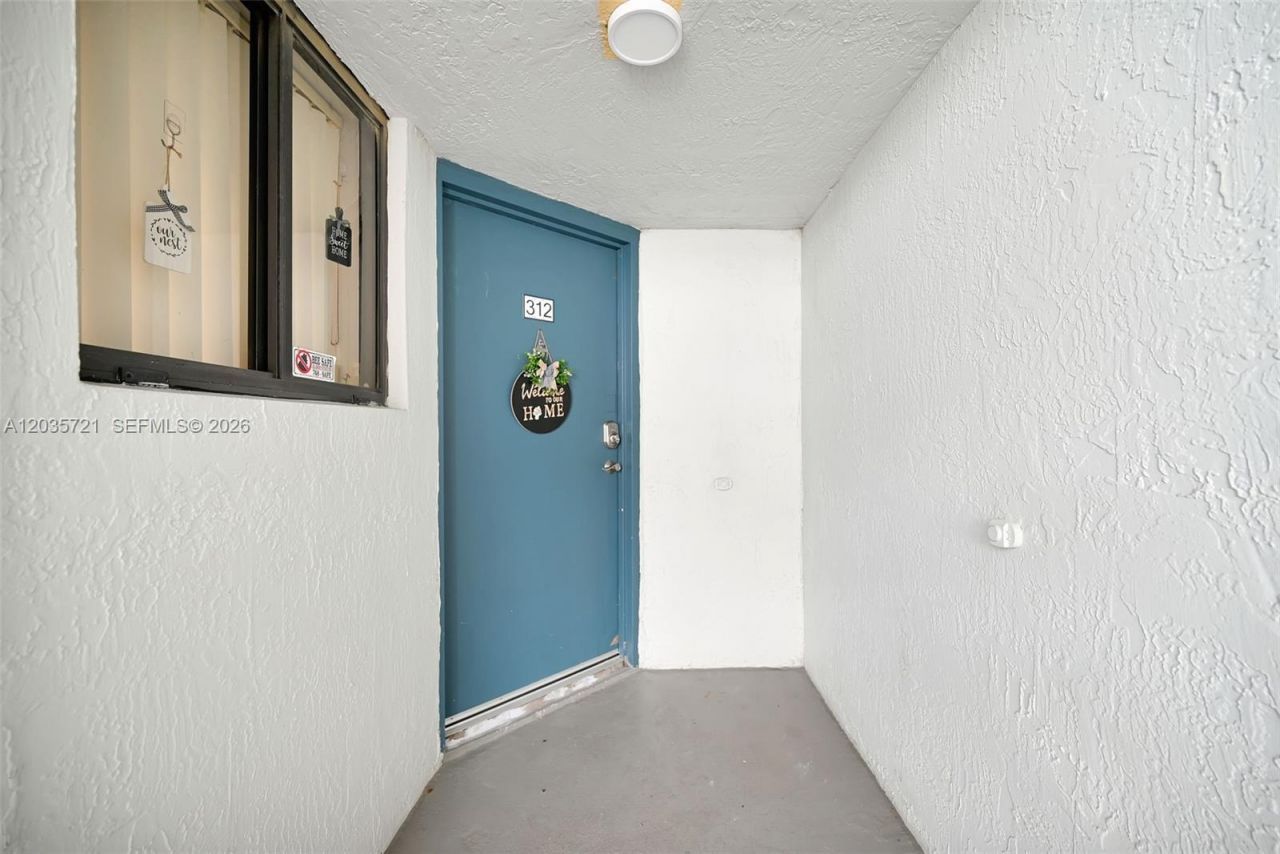 8255 SW 152nd Ave , Unit E-312, Miami, FL 33193 Photo