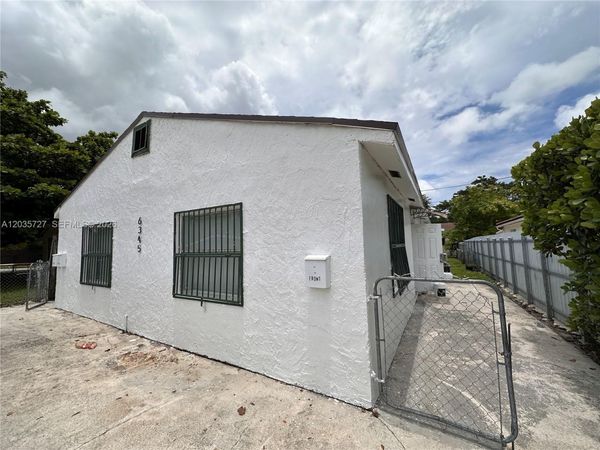 6345 N Miami Ave, Unit FRONT, Miami, FL 33150