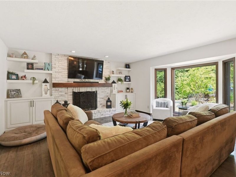 5743 Williamsburg Drive, Highland Heights, OH 44143 Photo 13