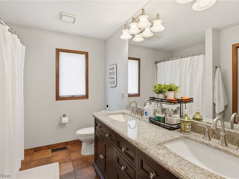 5743 Williamsburg Drive, Highland Heights, OH 44143 Photo 27
