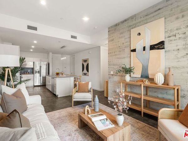 4140 Glencoe Avenue, Unit 302, Marina Del Rey, CA 90292