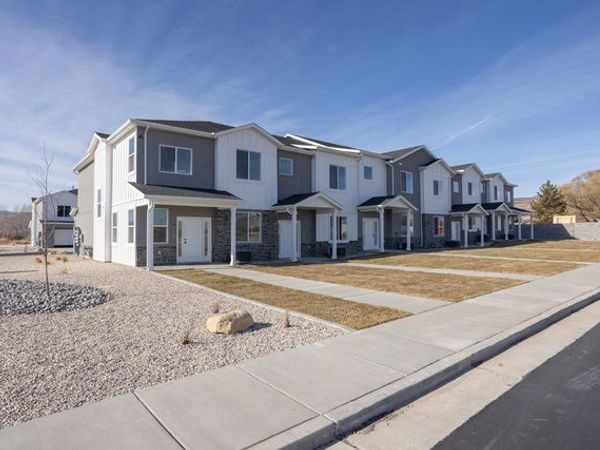 1198 S VILLAGE LN S, Unit A1, Richfield, UT 84701