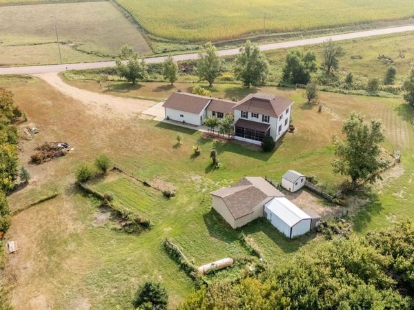27271 461st Ave, Chancellor, SD 57015