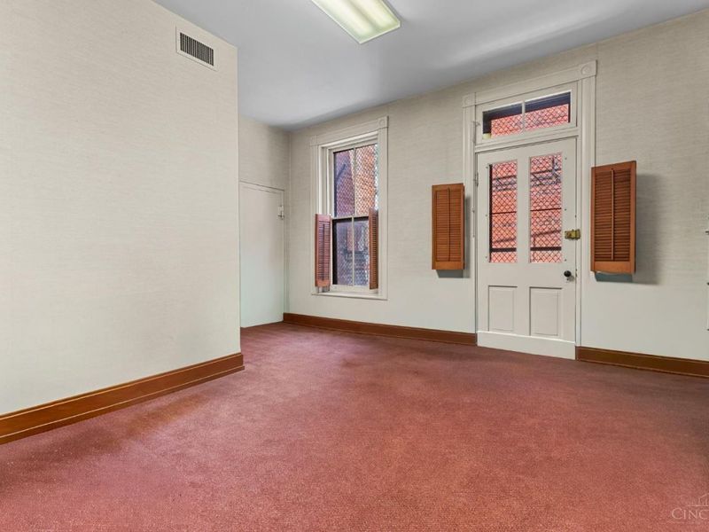 22 W 9th Street, Cincinnati, OH 45202 Photo 11