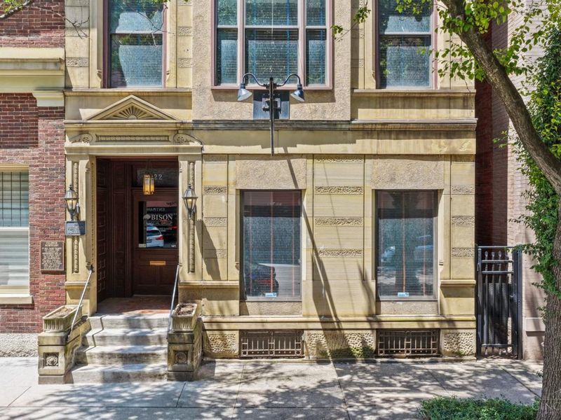 22 W 9th Street, Cincinnati, OH 45202 Photo 2