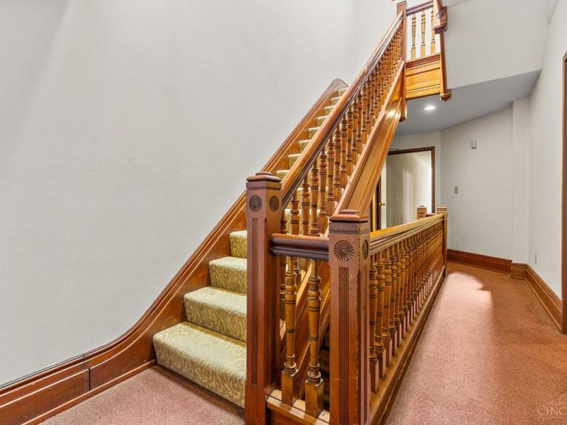 22 W 9th Street, Cincinnati, OH 45202 Photo 20