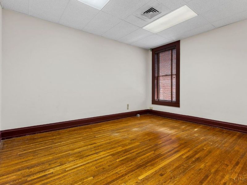 22 W 9th Street, Cincinnati, OH 45202 Photo 31