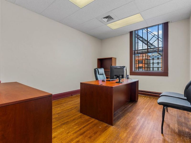 22 W 9th Street, Cincinnati, OH 45202 Photo 34
