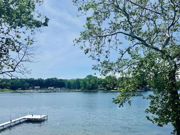 4299 N Sullivan Road, Leesburg, IN 46538