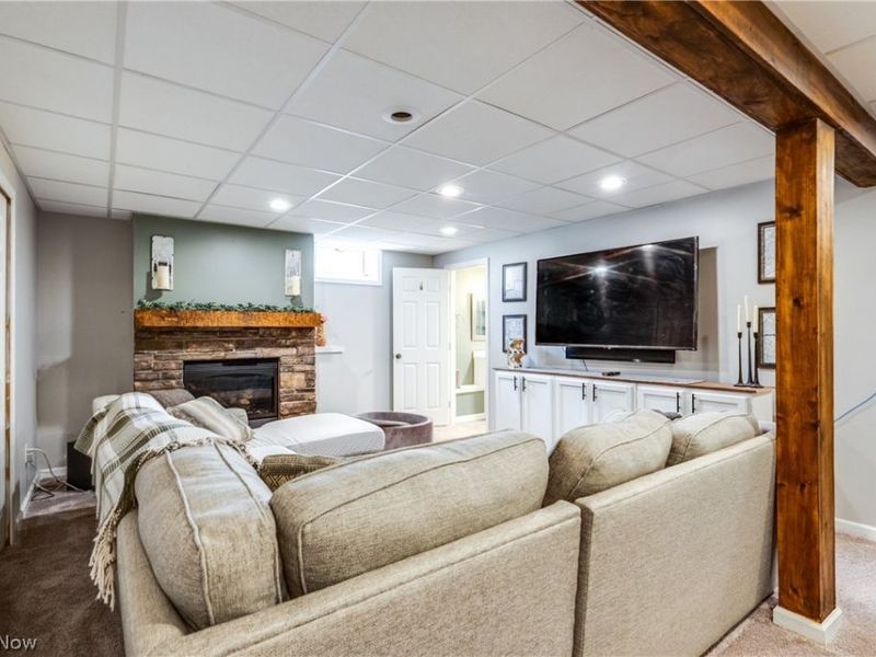 7156 Holzhauer Road, Sagamore Hills, OH 44067 Photo 33