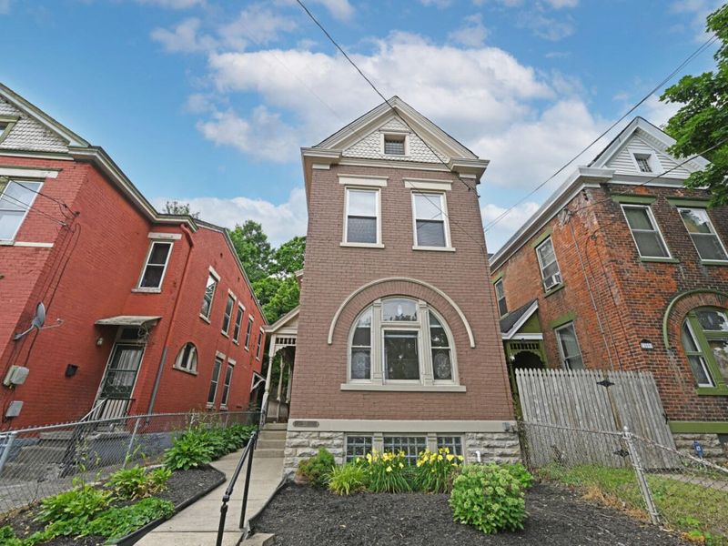 211 E 18th Street, Covington, KY 41014 Photo 2