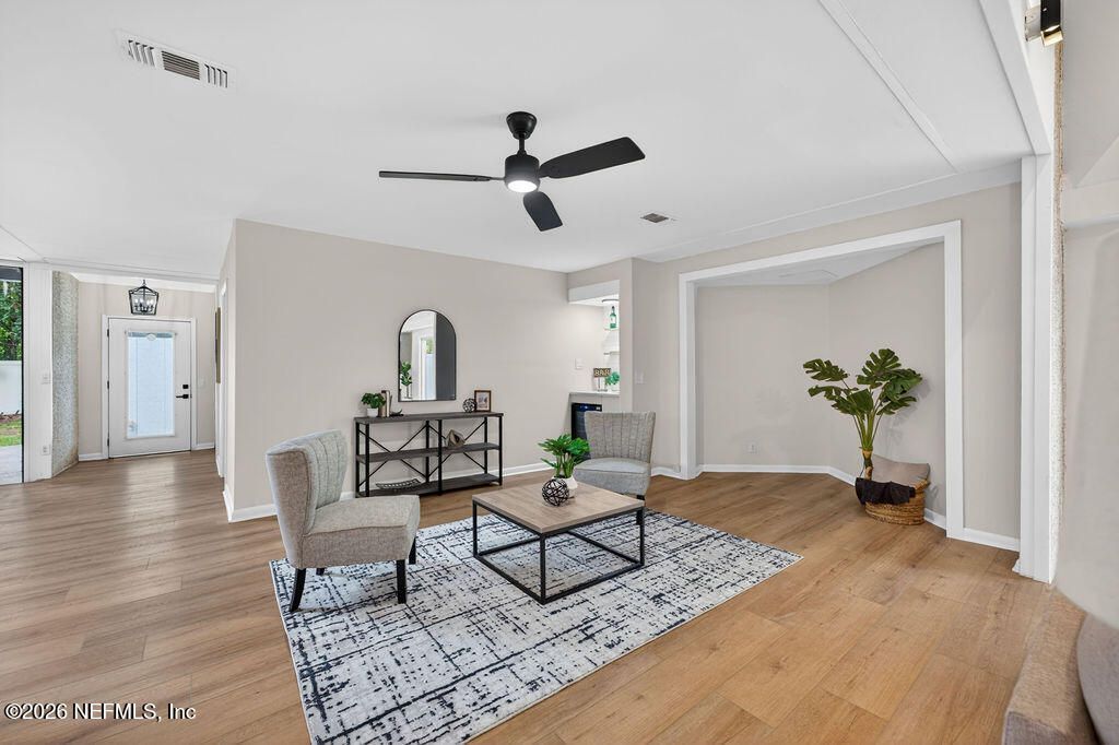 6861 Tamra Lane, Jacksonville, FL 32216 Photo