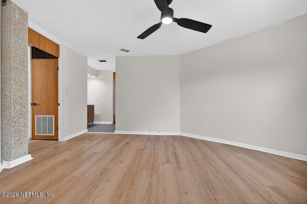 6861 Tamra Lane, Jacksonville, FL 32216 Photo