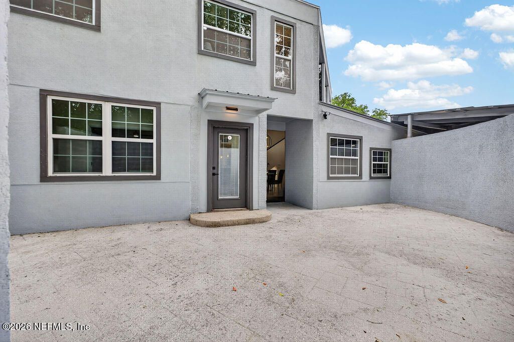 6861 Tamra Lane, Jacksonville, FL 32216 Photo