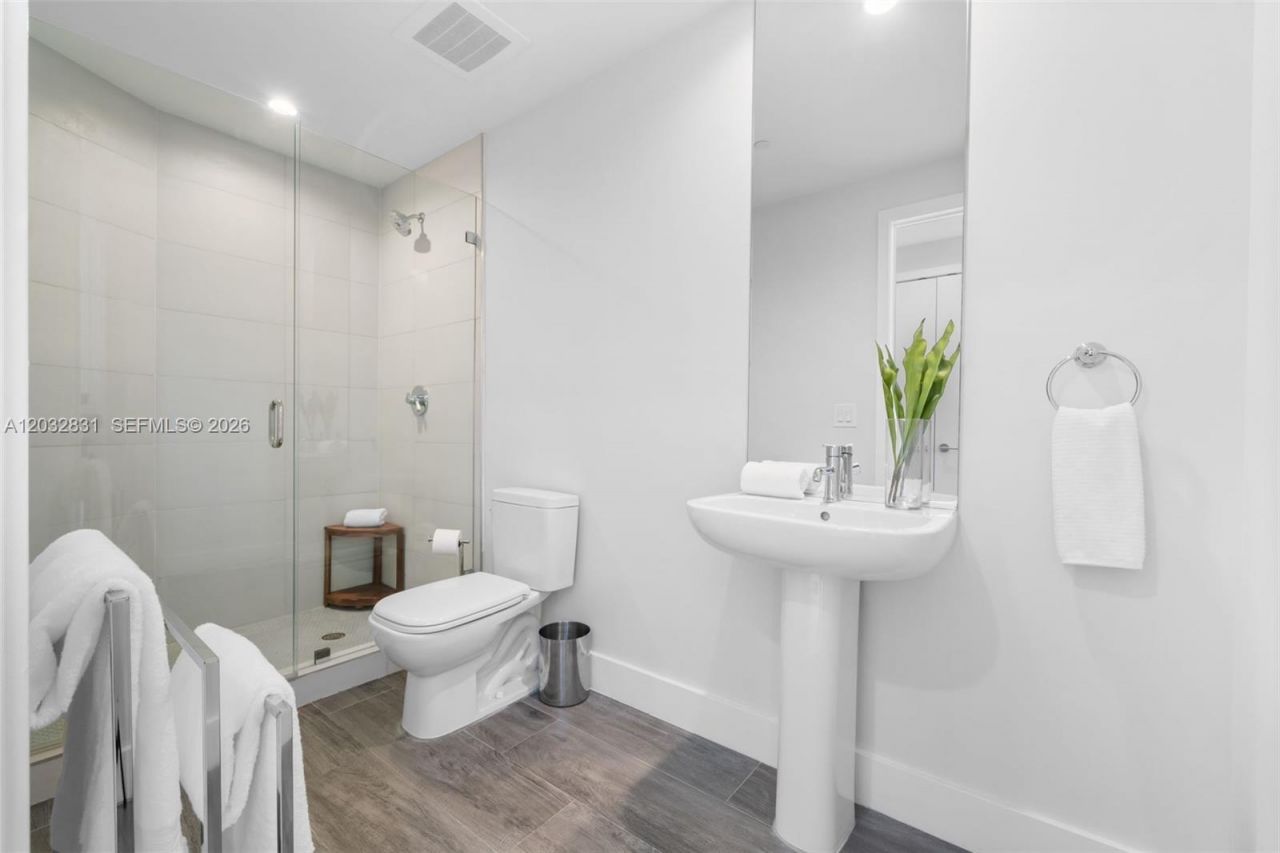 2900 NE 7th Ave , Unit 1902, Miami, FL 33137 Photo