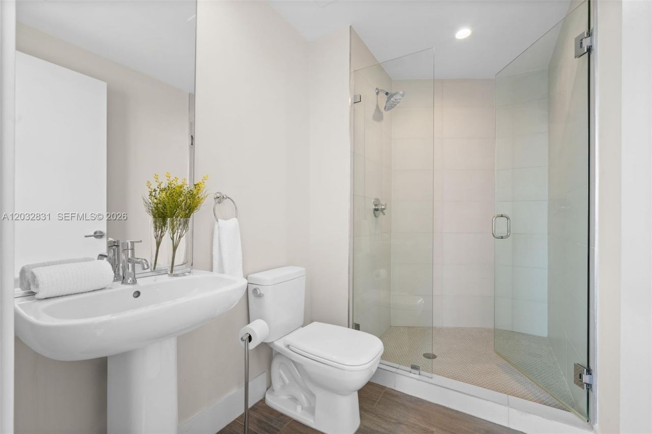 2900 NE 7th Ave , Unit 1902, Miami, FL 33137 Photo