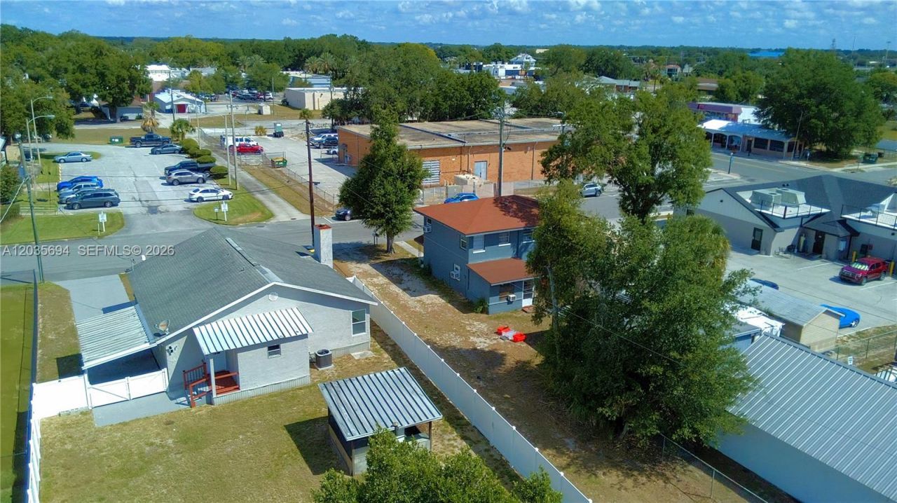 208 Center Street , Auburndale, FL 33823 Photo