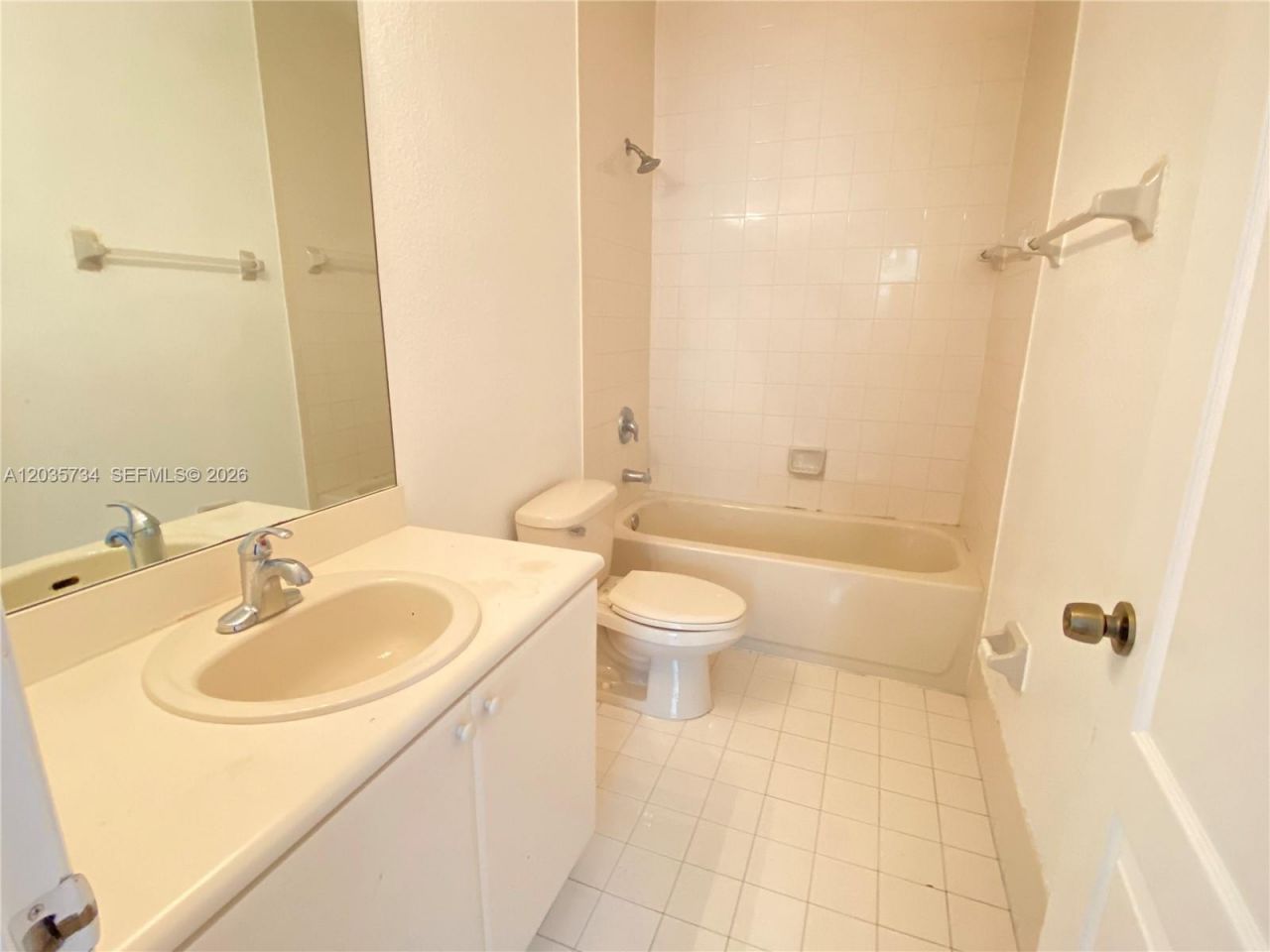 1658 SE 28th Ct, Unit 201, Homestead, FL 33035 Photo