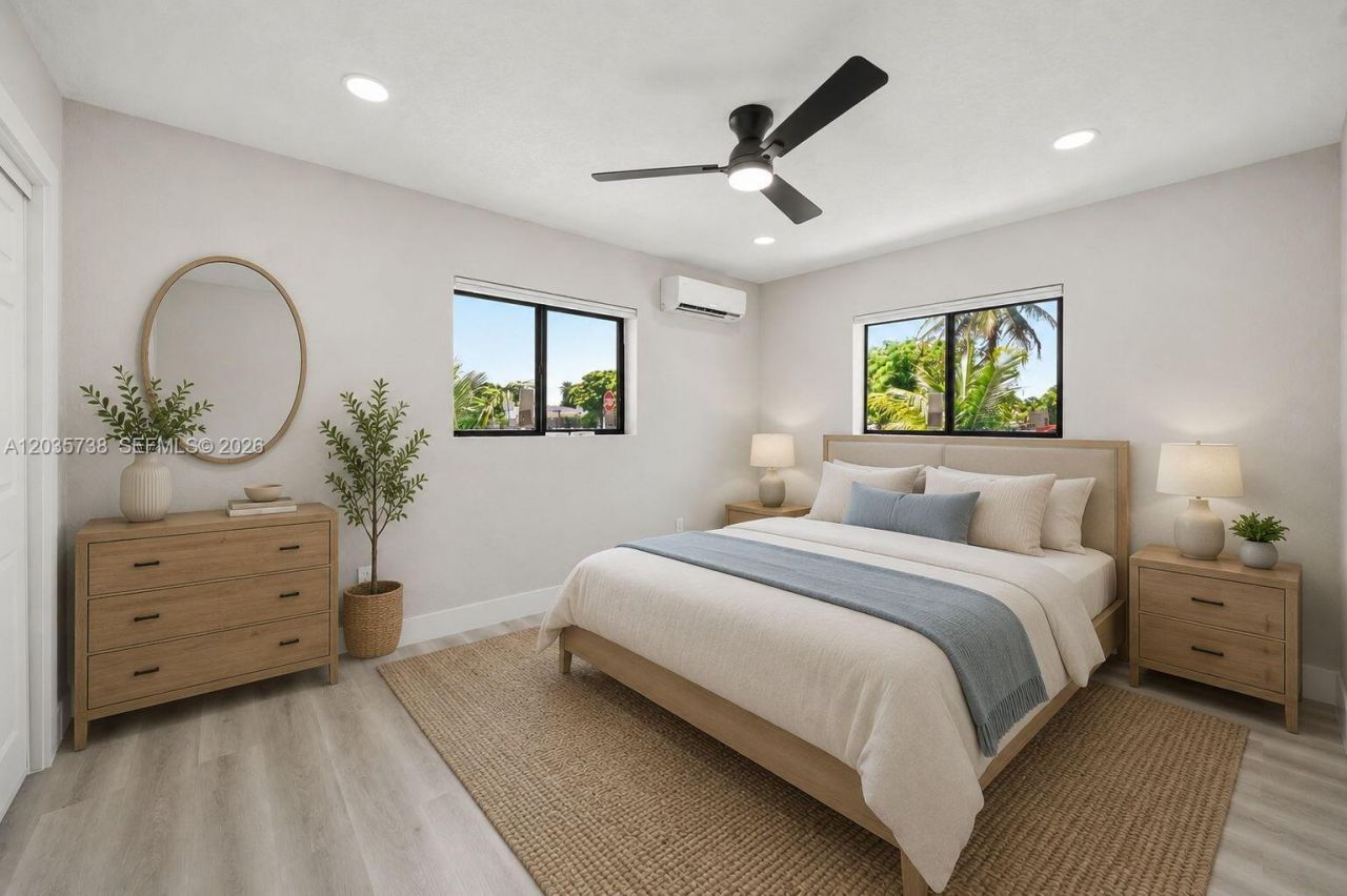 1944 NE 2nd Ave , Pompano Beach, FL 33060 Photo