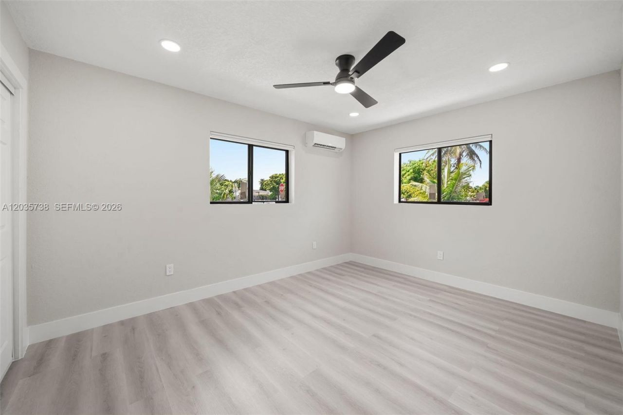 1944 NE 2nd Ave , Pompano Beach, FL 33060 Photo