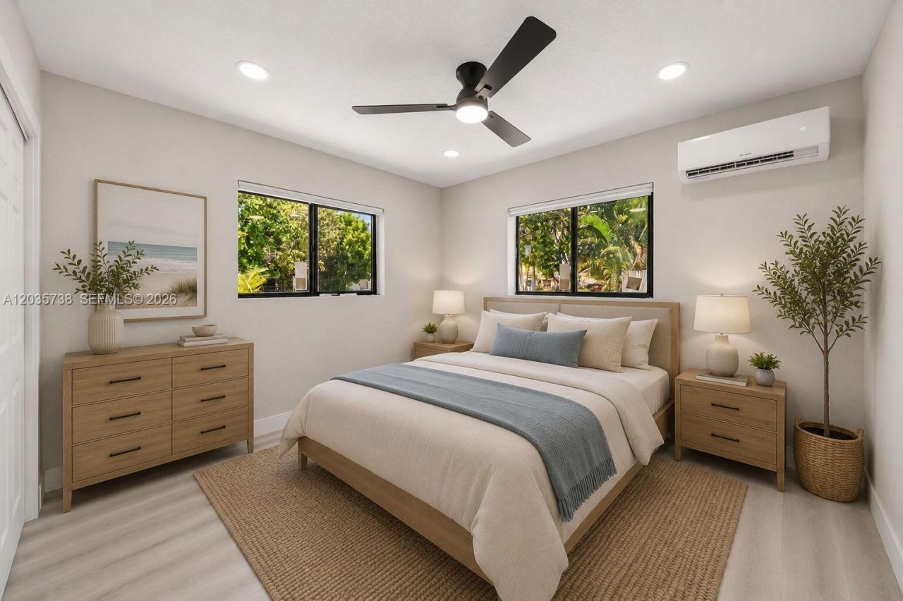 1944 NE 2nd Ave , Pompano Beach, FL 33060 Photo