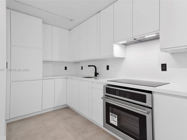 240 Collins Ave , Unit 4A, Miami Beach, FL 33139