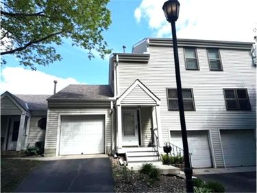 246 3rd Avenue NE, Minneapolis, MN 55413