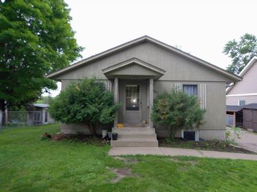 251 20th Avenue N, Hopkins, MN 55343