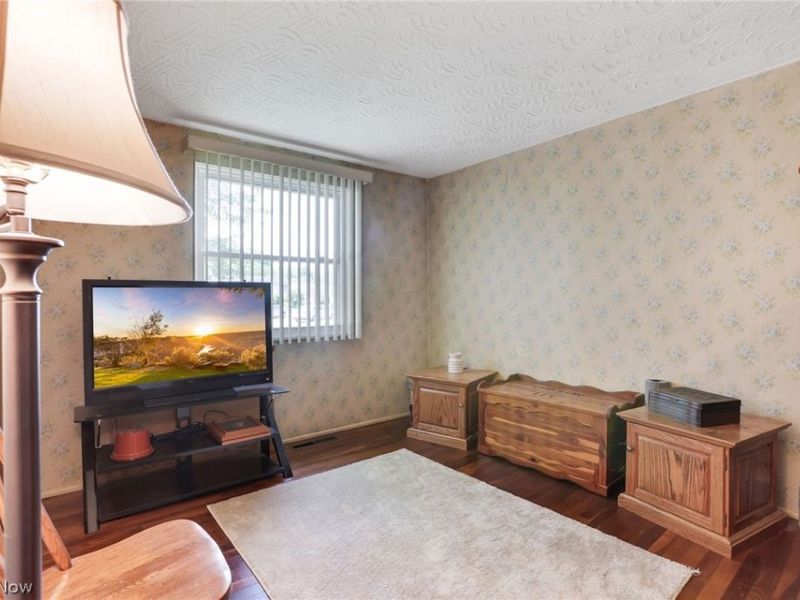 62682 Beverly Lane, Cambridge, OH 43725 Photo 19