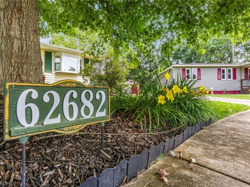 62682 Beverly Lane, Cambridge, OH 43725 Photo 2