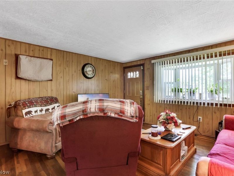 62682 Beverly Lane, Cambridge, OH 43725 Photo 8