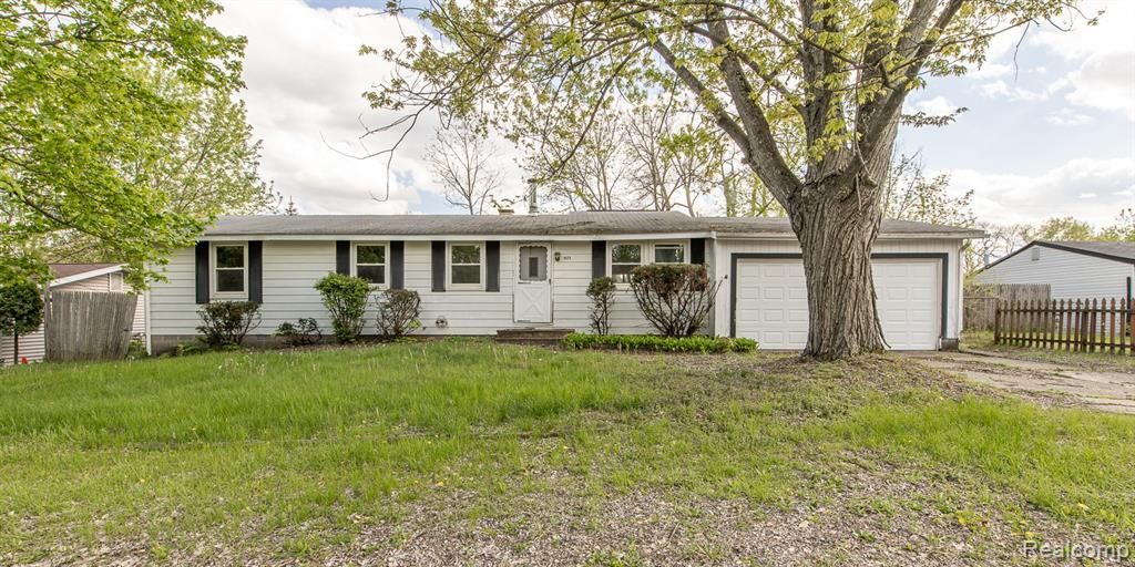 9171 Holmes Street, White Lake Township, MI 48386 Main Photo