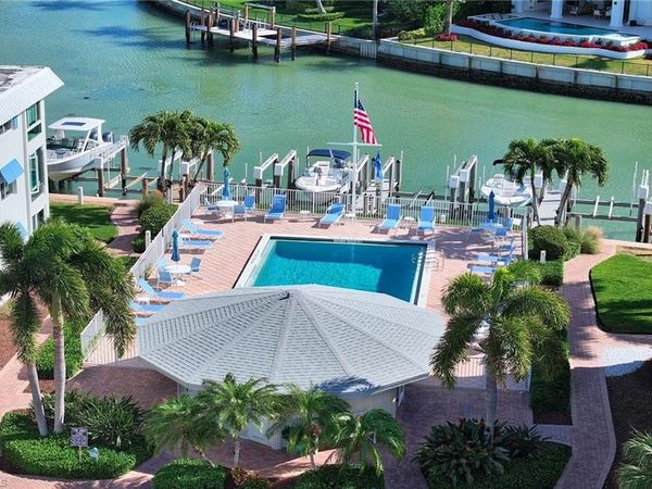 2100 Gulf Shore BLVD N, Unit 107, NAPLES, FL 34102