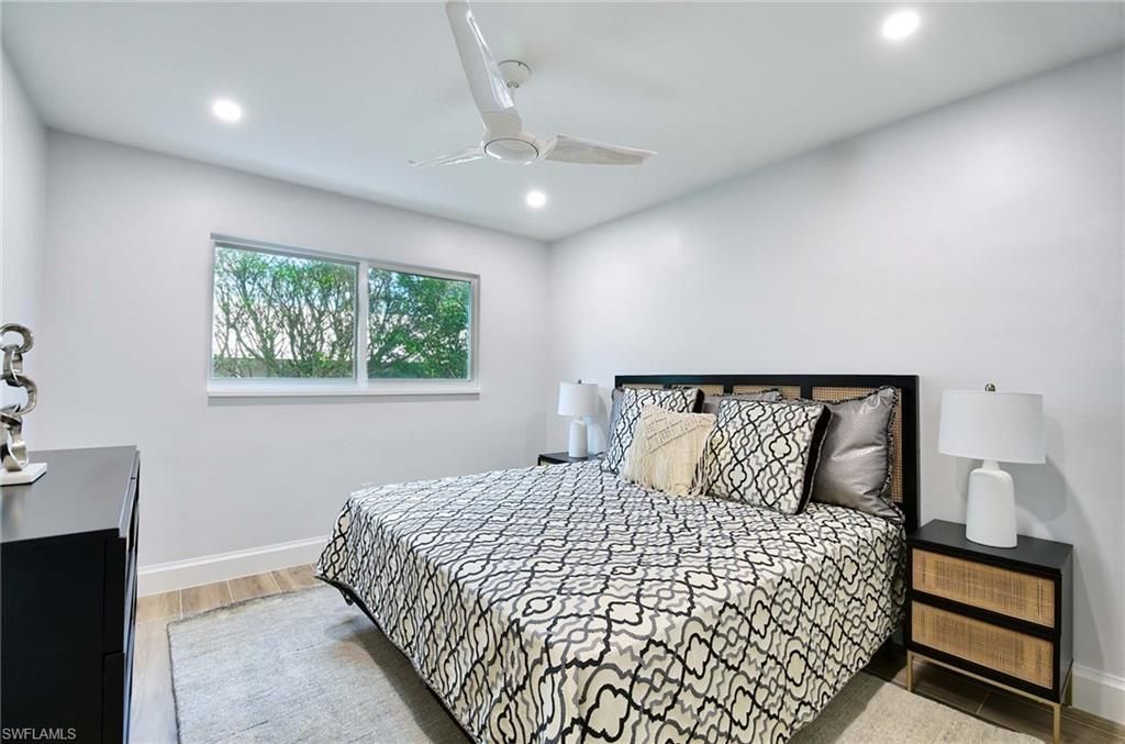 2100 Gulf Shore Blvd N, Unit 107, Naples, FL 34102 Photo