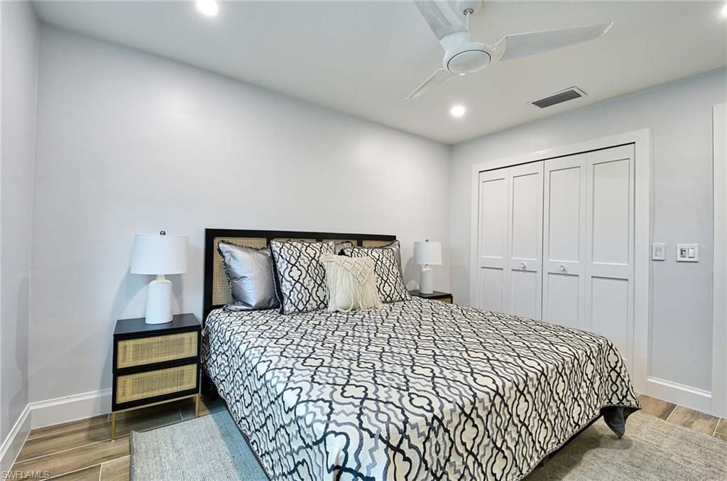 2100 Gulf Shore Blvd N, Unit 107, Naples, FL 34102 Photo