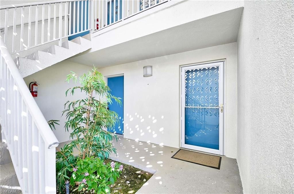 2100 Gulf Shore Blvd N, Unit 107, Naples, FL 34102 Photo