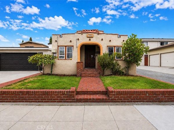 12023 Freeman Avenue, Hawthorne, CA 90250