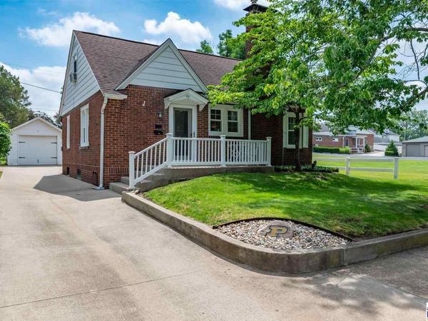516 S 24th Street, Terre Haute, IN 47803