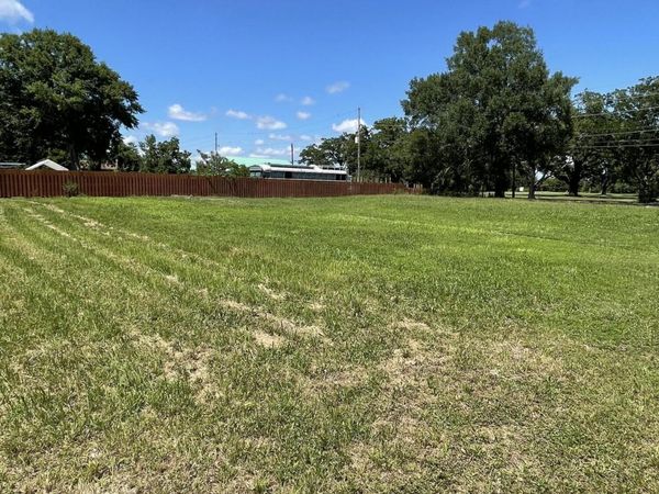 270 3rd Street, Biloxi, MS 39530