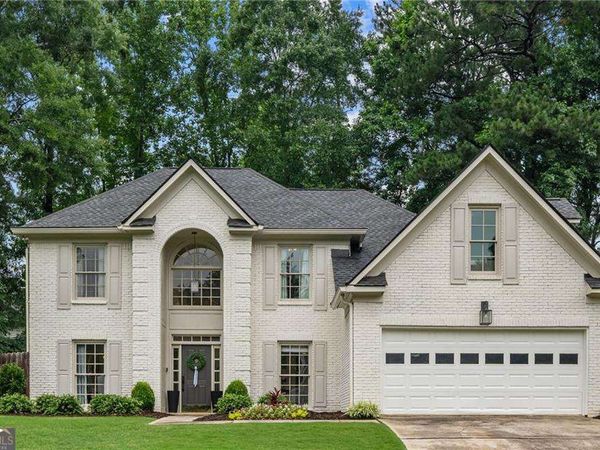 231 Red Oak Lane, Alpharetta, GA 30009